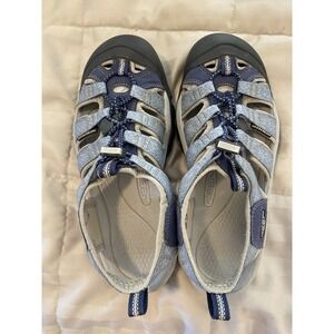 Woman's Sandals KEEN Hiking sandals Size 7